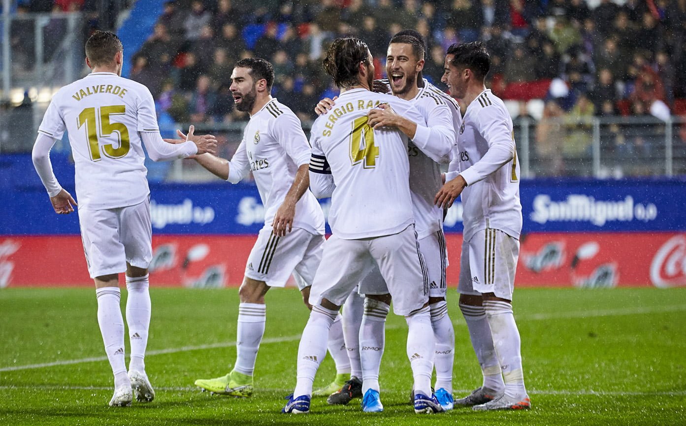 Quién va puntero en la Liga Argentina 2024 2 Celebración de equipo tras un gol importante