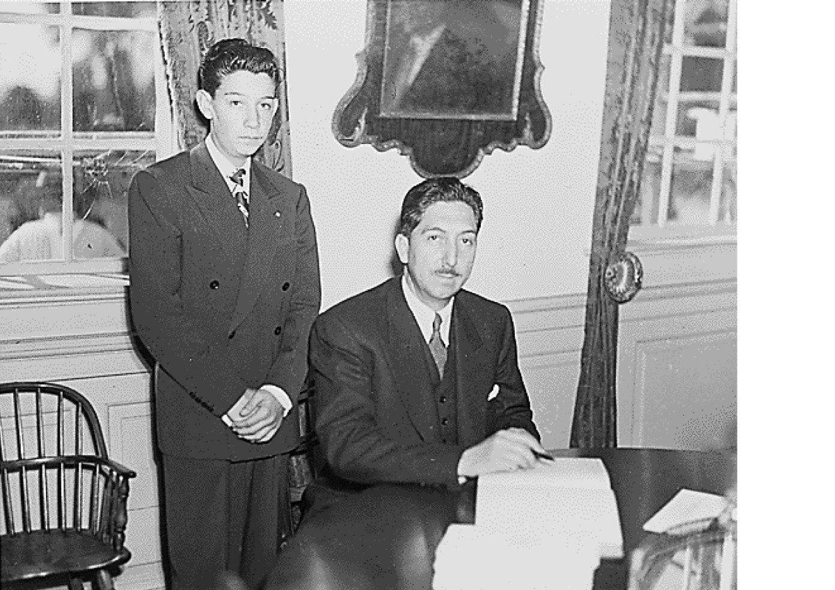 A qué edad murió Miguel Abuelo y cuáles fueron sus contribuciones 1 a que edad murio miguel abuelo y cuales fueron sus contribuciones