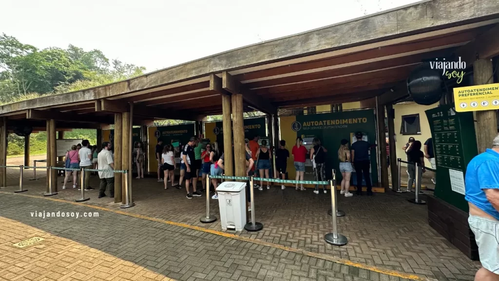 como puedo comprar la entrada para el parque iguazu desde brasil