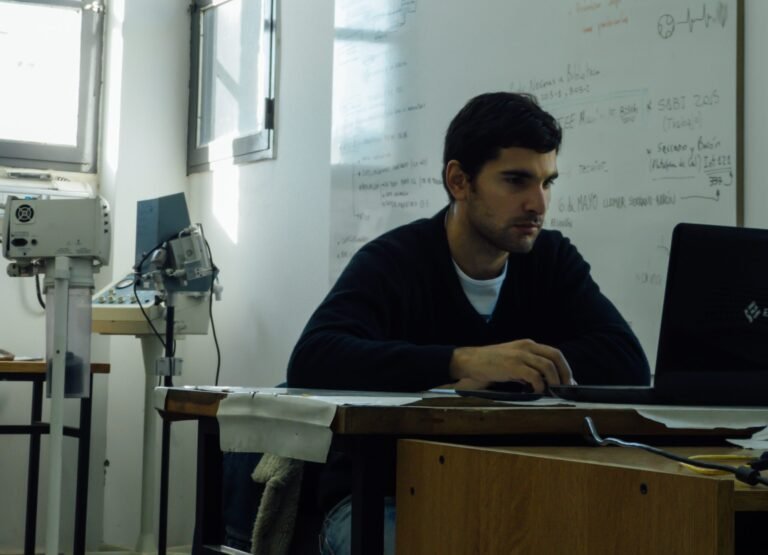 Cómo puedo convertirme en profesor siendo técnico en Argentina