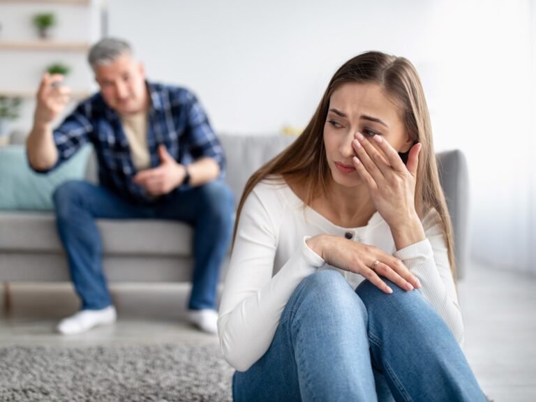 Cómo puedo cortar lazos de manera efectiva con alguien que me afecta