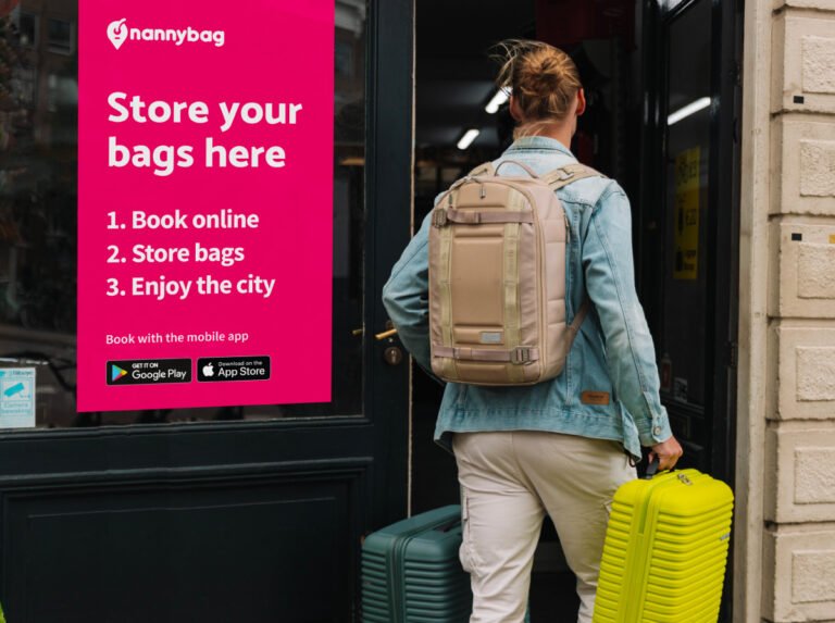 Cómo puedo guardar mis maletas en Roma mientras exploro la ciudad