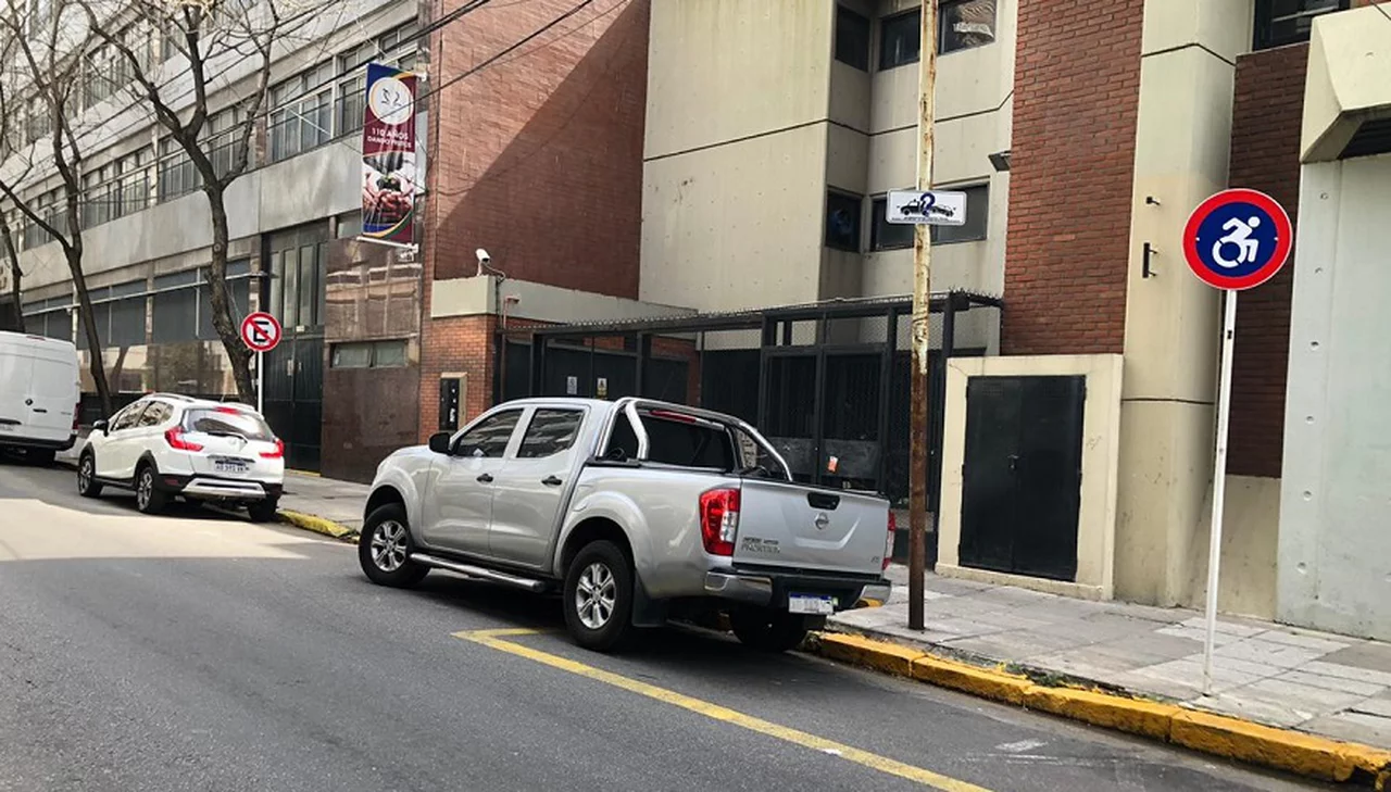 Cómo puedo realizar una denuncia por mal estacionamiento en CABA 1 como puedo realizar una denuncia por mal estacionamiento en caba