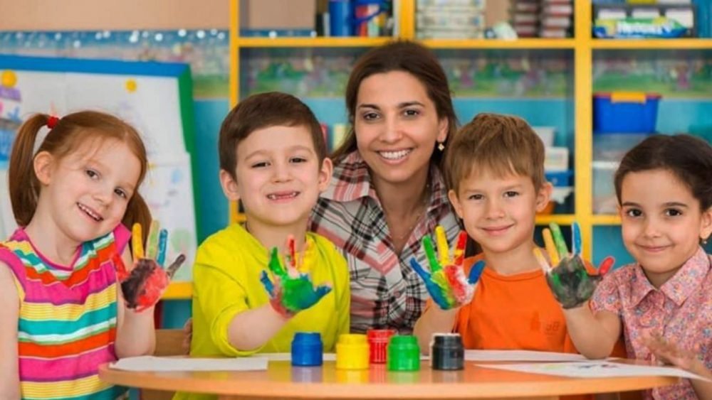 donde encontrar jardines maternales que buscan auxiliares en argentina