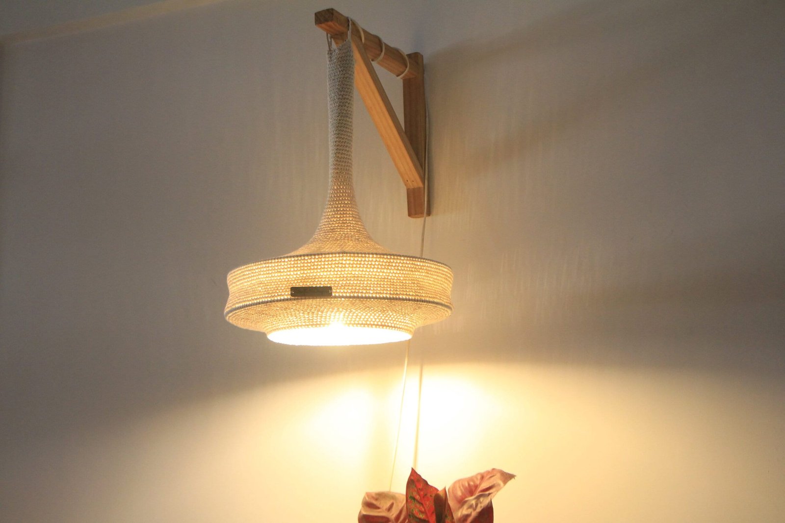 donde encontrar lamparas colgantes tejidas al crochet unicas y modernas scaled