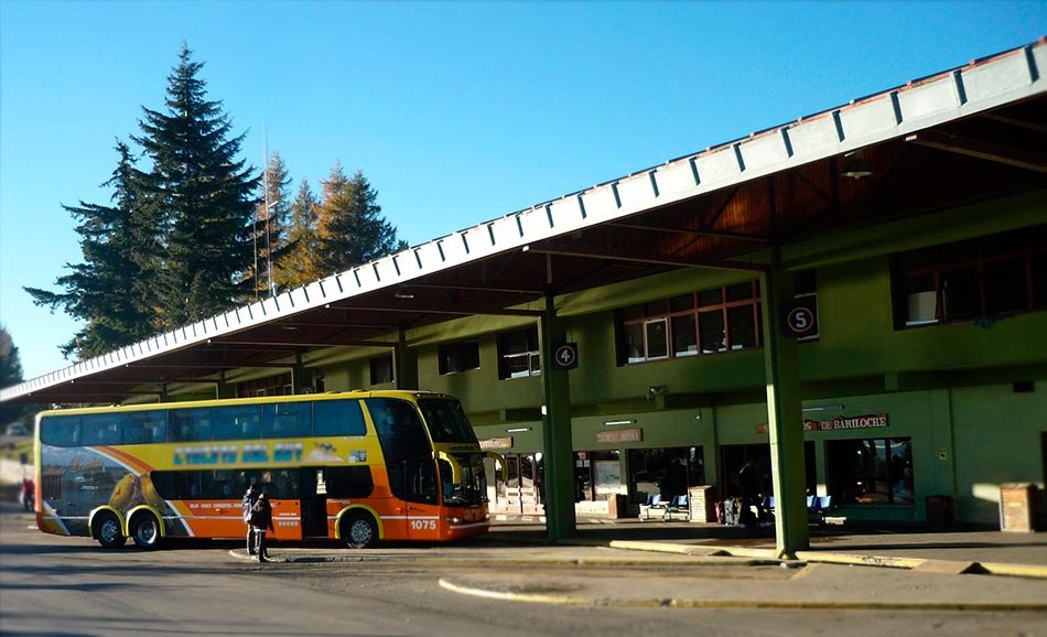 Dónde encontrar servicio de bus entre Bariloche y San Martín de los Andes 1 donde encontrar servicio de bus entre bariloche y san martin de los andes