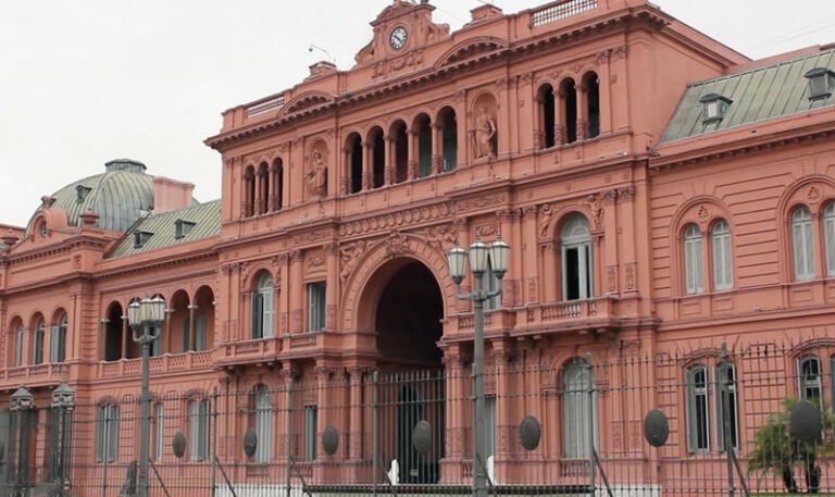Dónde puedo reservar un tour por la Casa Rosada en Buenos Aires 5 Dónde puedo reservar un tour por la Casa Rosada en Buenos Aires