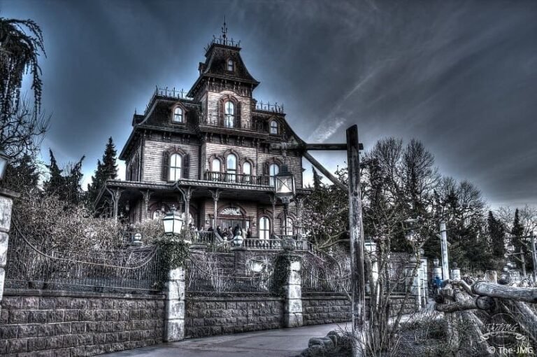 Qué atracciones y secretos esconde la Haunted Mansion en Disney World 2 Qué atracciones y secretos esconde la Haunted Mansion en Disney World