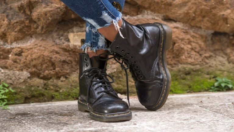 Qué características destacan en los zapatos Doctor Martens para hombre