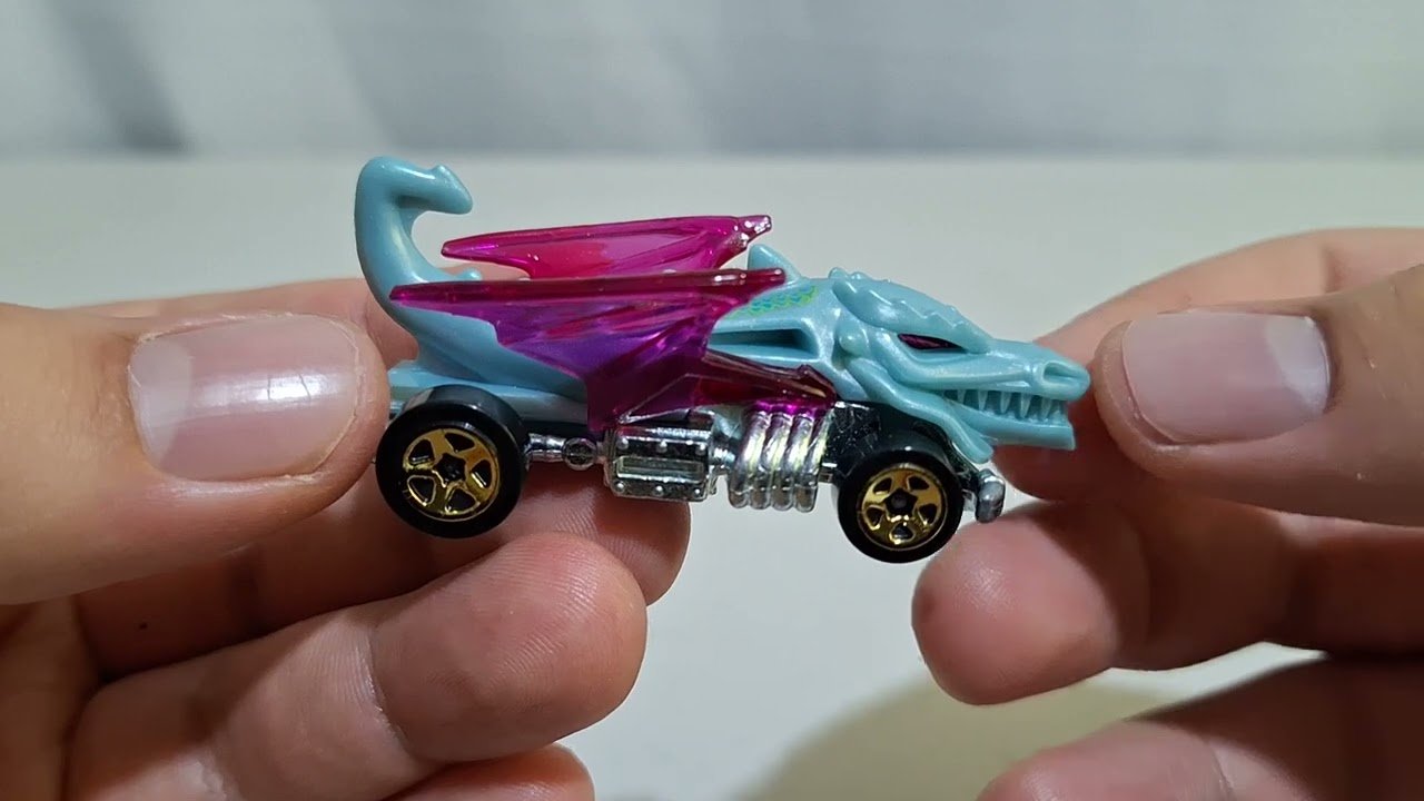 que es el hot wheels dragon blaster y como funciona en las carreras