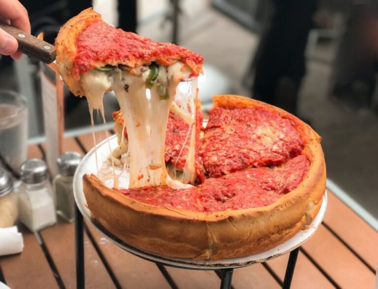 Qué es la Chicago Deep Pan Pizza y cómo hacerla en casa