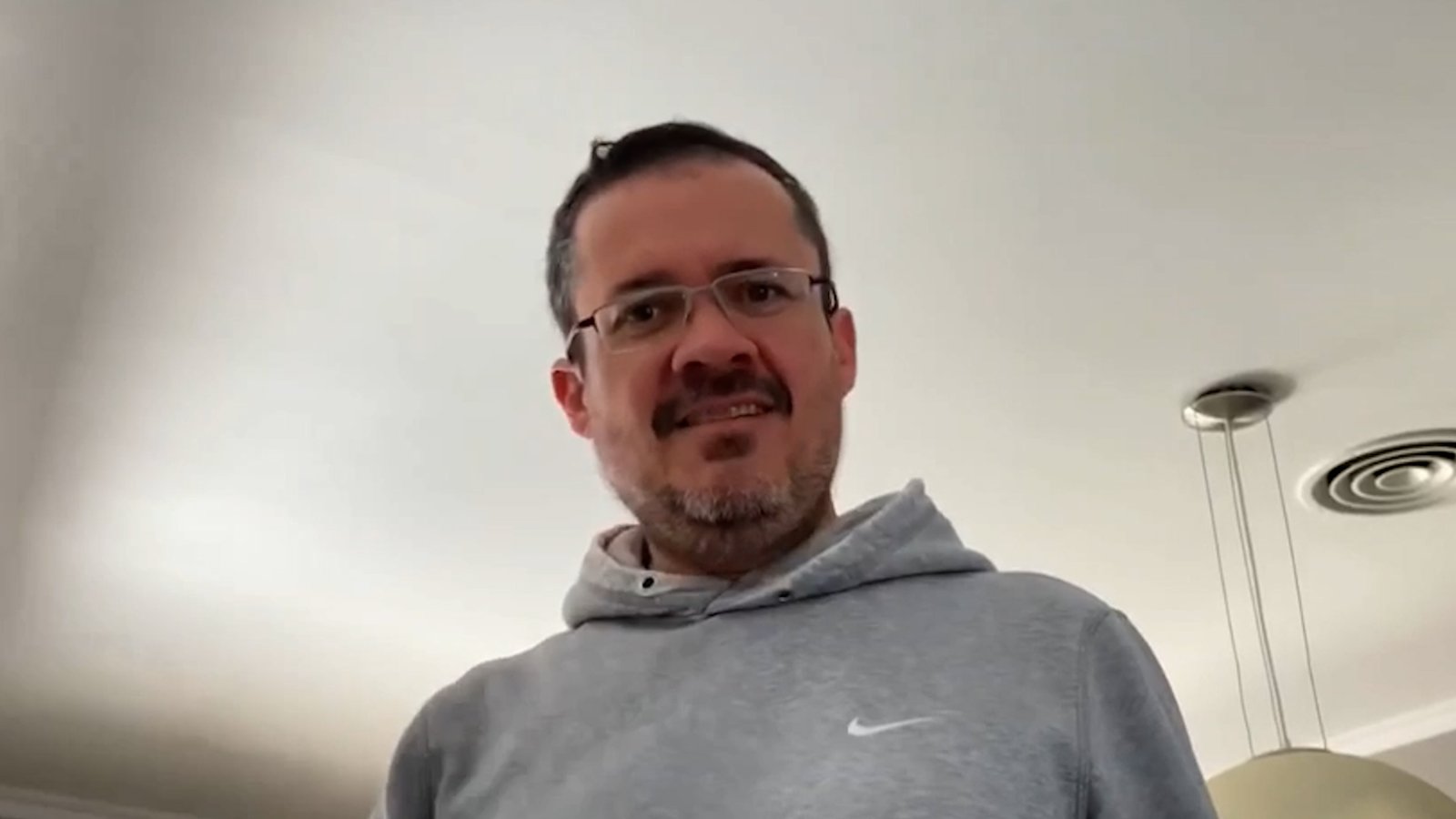 quien es martin santiago del rio y que lo hace interesante