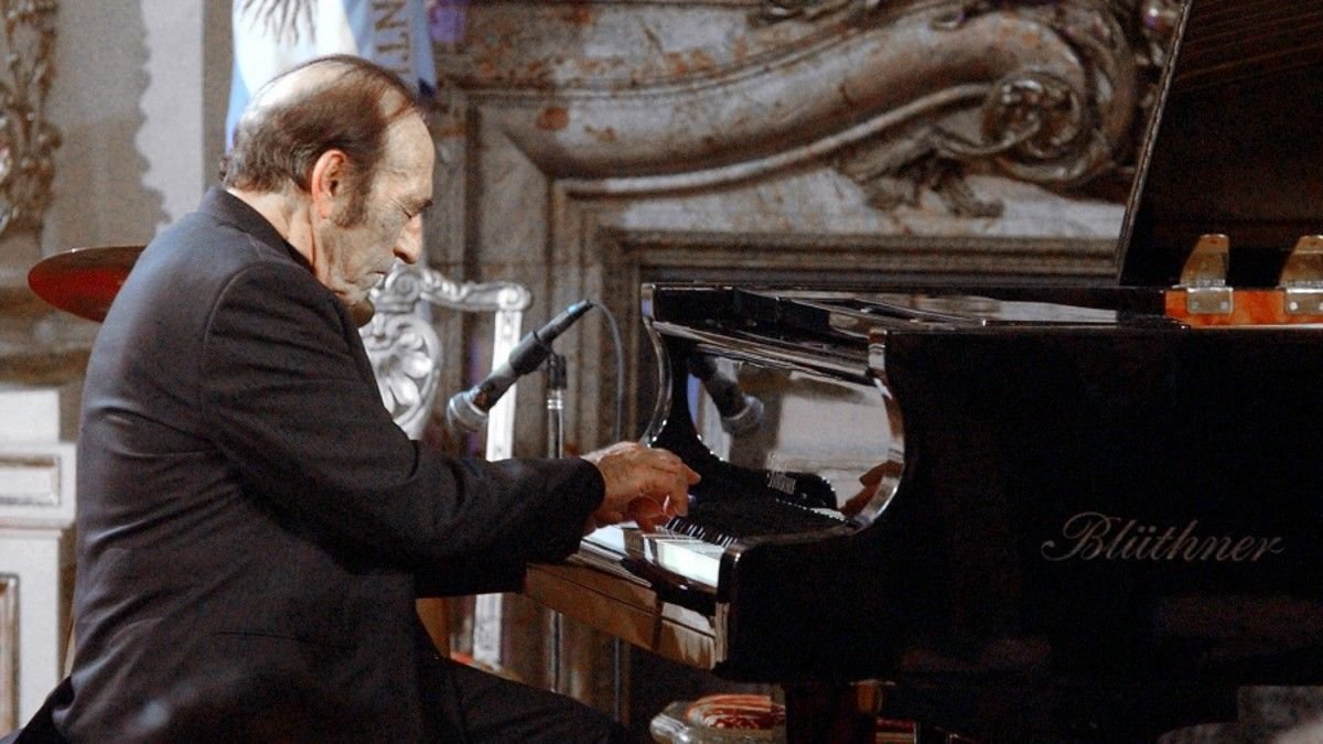 quien fue miguel angel estrella y por que su muerte impacto al mundo