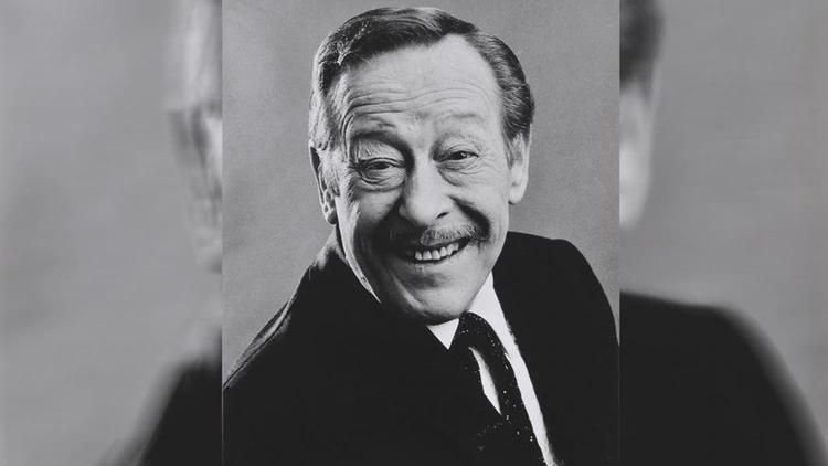 Quién fue Roberto Goyeneche y qué significa "Naranjo en flor" 4 Quién fue Roberto Goyeneche y qué significa «Naranjo en flor»