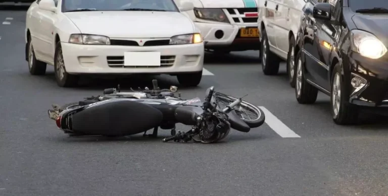 Quién paga en un choque entre un auto y una moto en Argentina 4 Quién paga en un choque entre un auto y una moto en Argentina